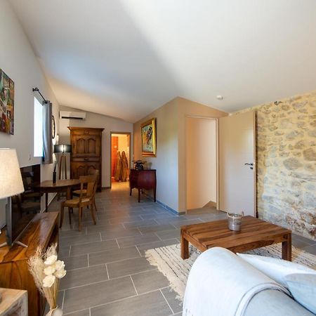 Sauzet  La Maison De Livia, Chambres D'Hotes, Piscine Chauffee, Proche Uzes, Nimes, Ales מראה חיצוני תמונה